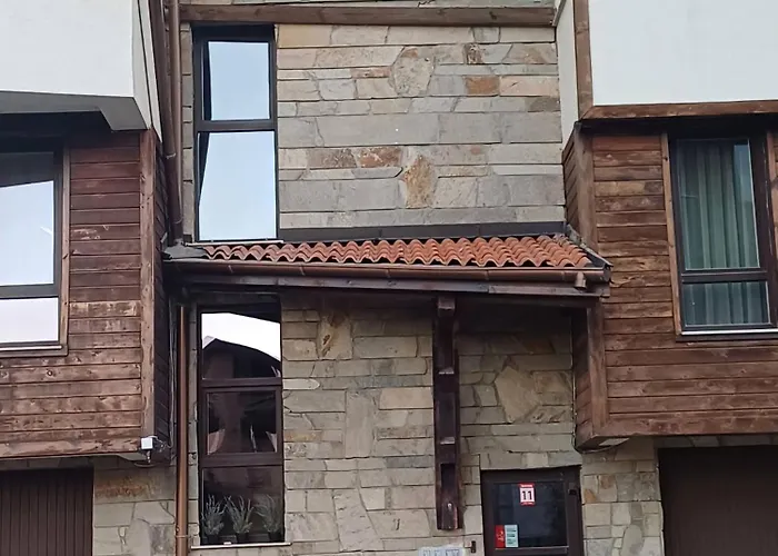 Melania In Complex Royal Towers * Bansko