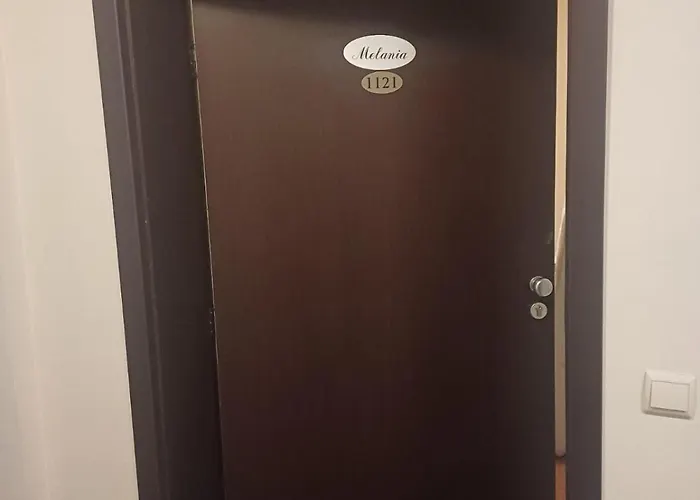 Melania In Complex Royal Towers * Bansko